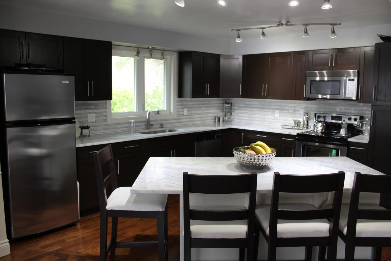 Water'S Edge B & B Oro-Medonte Exterior photo